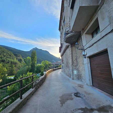En El Corazon De Baga, Precioso Pueblo Medieval Εξωτερικό φωτογραφία