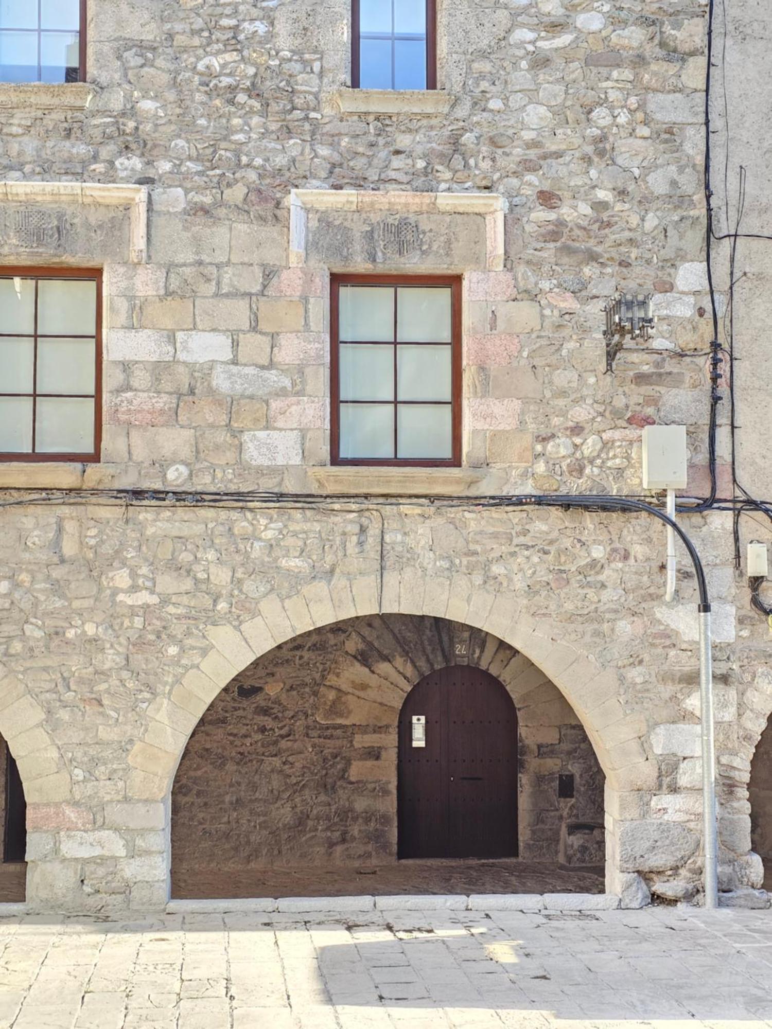 En El Corazon De Baga, Precioso Pueblo Medieval Εξωτερικό φωτογραφία